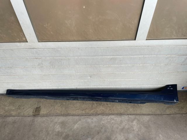 bontott AUDI A7 Bal Küszöb