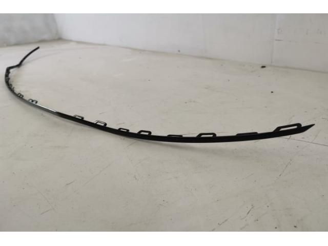 bontott AUDI A7 Első Lökhárító Díszléc