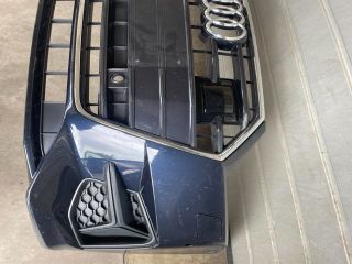 bontott AUDI A7 Első Lökhárító (Részeivel)