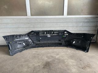 bontott AUDI A7 Első Lökhárító (Részeivel)