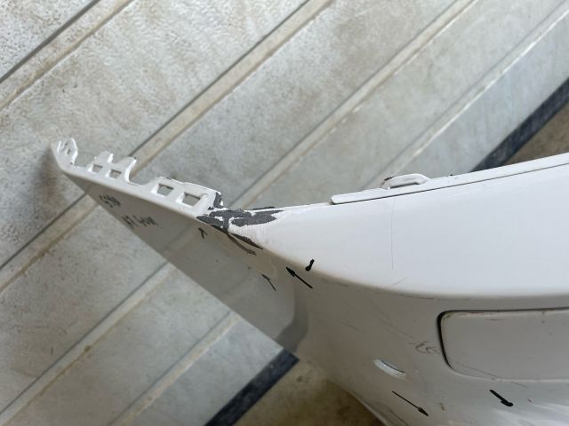 bontott AUDI A7 Első Lökhárító (Üresen)