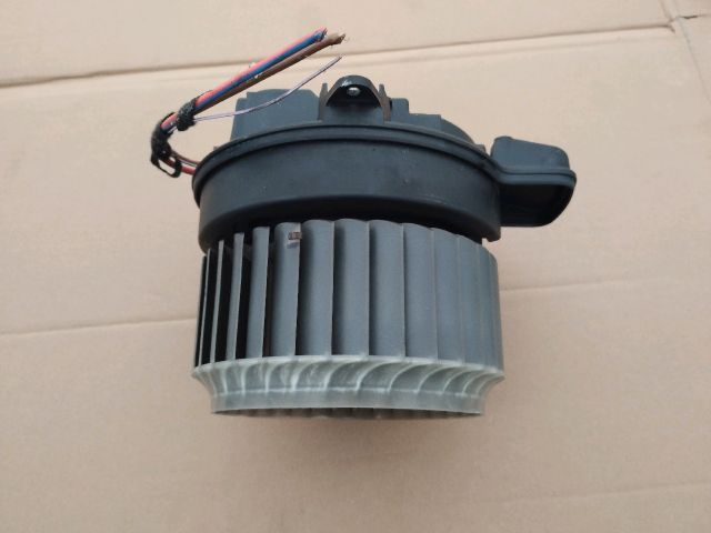 bontott AUDI A7 Fűtőmotor (Klímás)