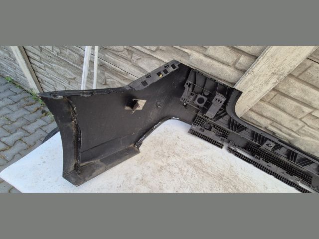 bontott AUDI A7 Hátsó Lökhárító (Üresen)