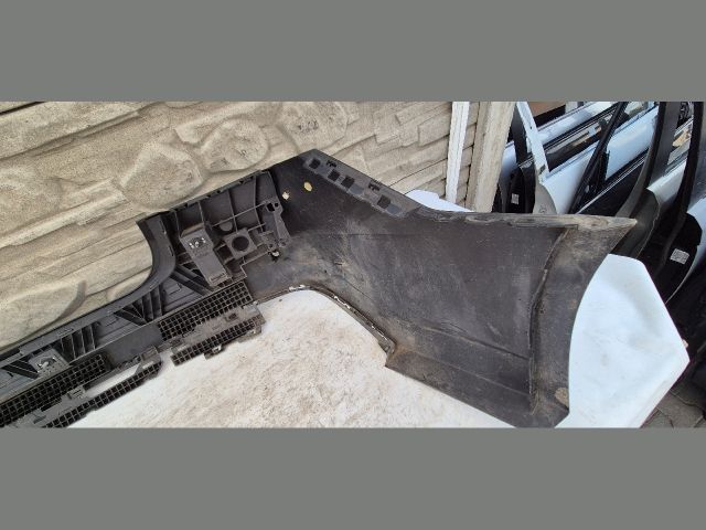 bontott AUDI A7 Hátsó Lökhárító (Üresen)