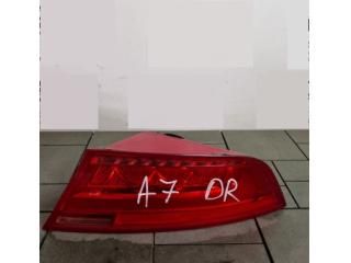 bontott AUDI A7 Jobb Belső Hátsó Lámpa
