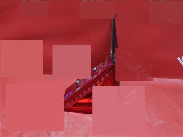 bontott AUDI A7 Jobb Belső Hátsó Lámpa