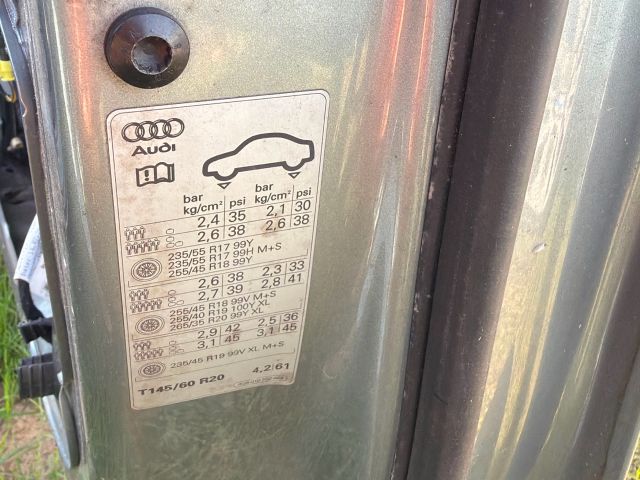 bontott AUDI A7 Jobb első Ajtó (Részeivel)