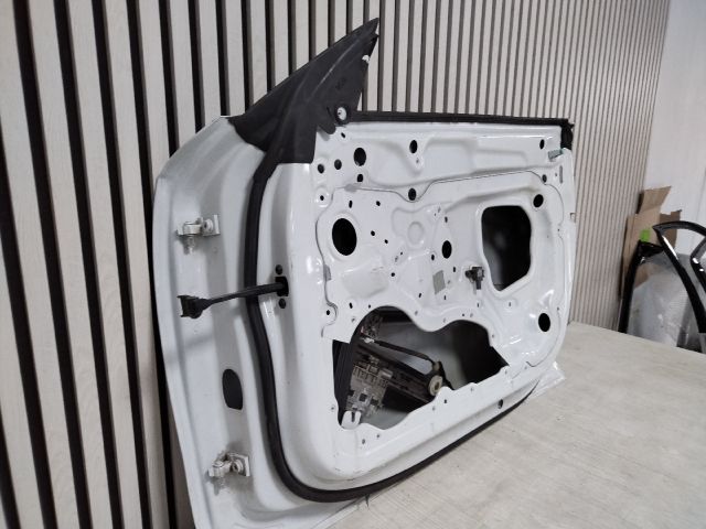 bontott AUDI A7 Jobb első Ajtó (Üres lemez)