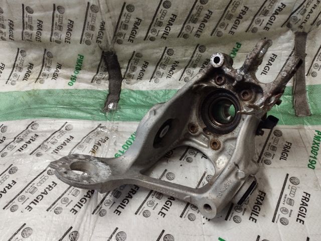 bontott AUDI A7 Jobb hátsó Csonkállvány Kerékaggyal