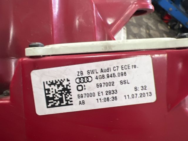 bontott AUDI A7 Jobb Külső Hátsó Lámpa