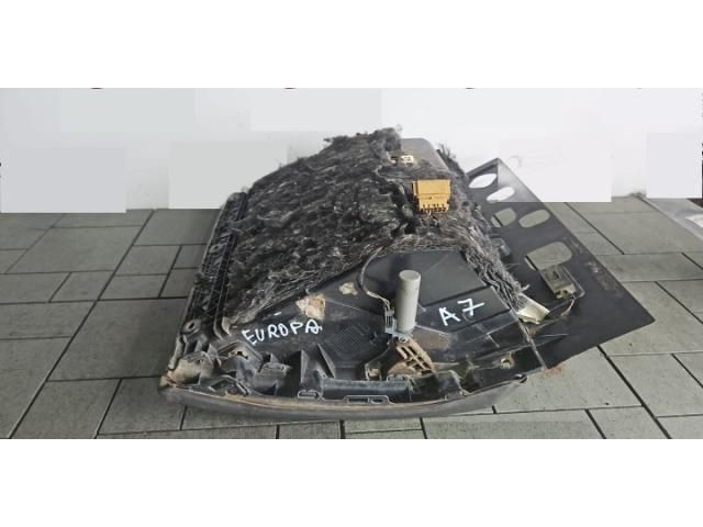 bontott AUDI A7 Kesztyűtartó