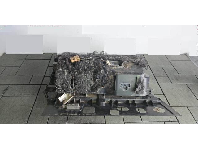 bontott AUDI A7 Kesztyűtartó