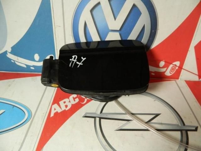 bontott AUDI A7 Tankajtó