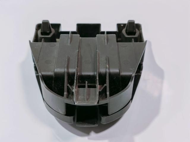 bontott AUDI A7 Tartó Bak