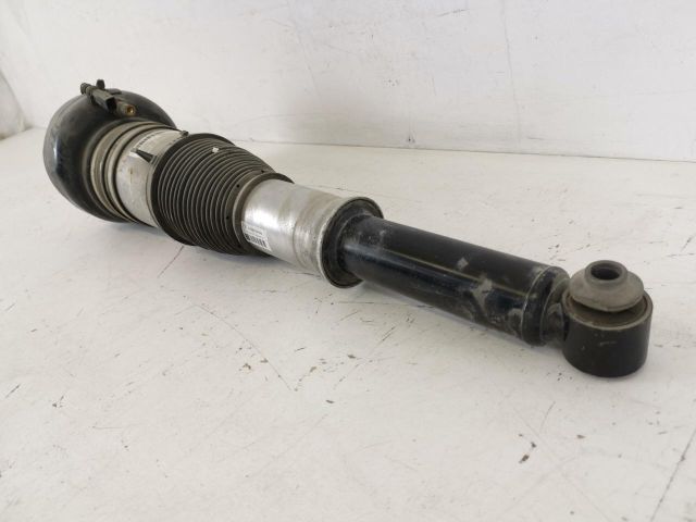 bontott AUDI A8 Jobb hátsó Rugó