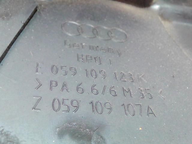 bontott AUDI A8 Felső Vezérlés Burkolat