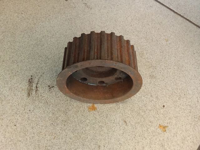 bontott AUDI A8 Főtengely Bordáskerék / Lánckerék