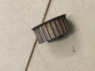 bontott AUDI A8 Főtengely Bordáskerék / Lánckerék