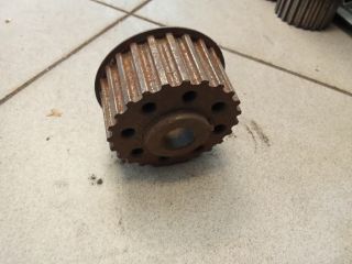 bontott AUDI A8 Főtengely Bordáskerék / Lánckerék