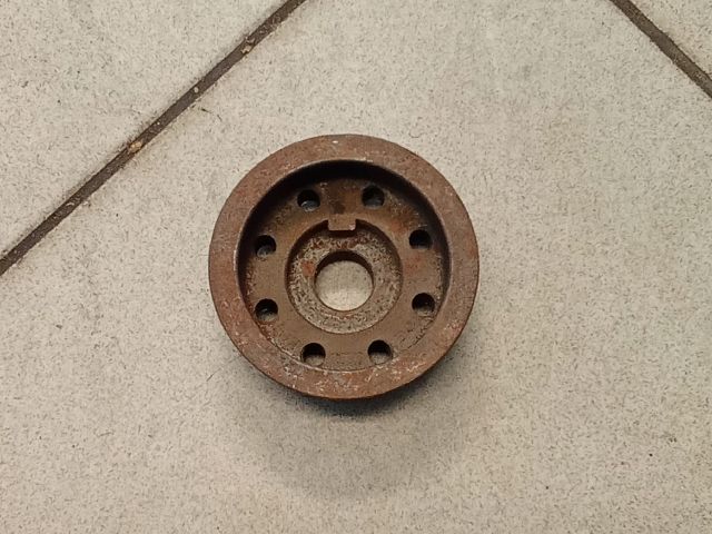 bontott AUDI A8 Főtengely Bordáskerék / Lánckerék