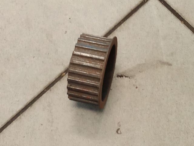 bontott AUDI A8 Főtengely Bordáskerék / Lánckerék