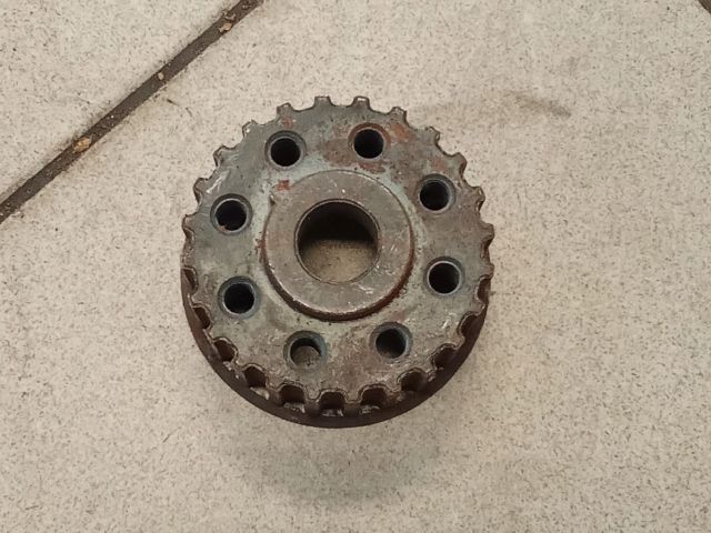 bontott AUDI A8 Főtengely Bordáskerék / Lánckerék