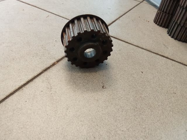 bontott AUDI A8 Főtengely Bordáskerék / Lánckerék