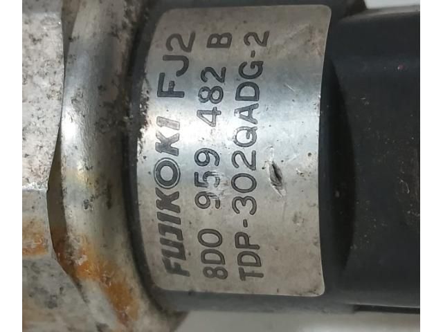 bontott AUDI A8 Jeladó (Magában)