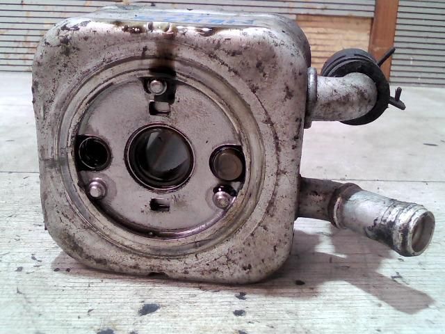 bontott AUDI A8 Olajhűtő