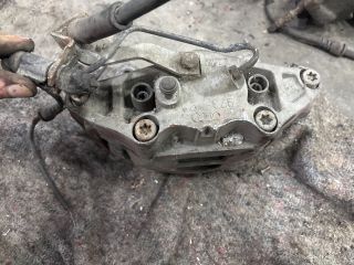 bontott AUDI A8 Bal első Féknyereg Munkahengerrel