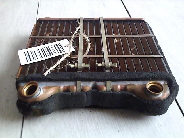 bontott AUDI A8 Fűtőradiátor