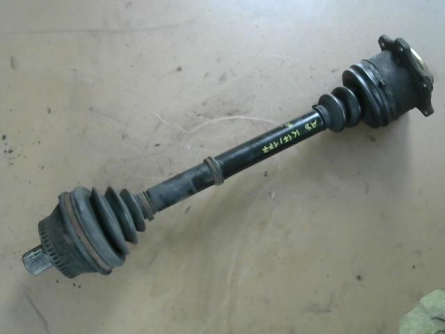 bontott AUDI A8 Jobb Féltengely