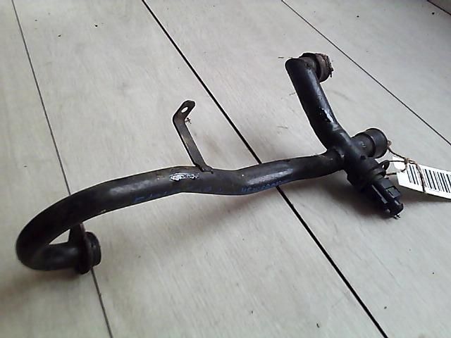 bontott AUDI A8 Vízcső