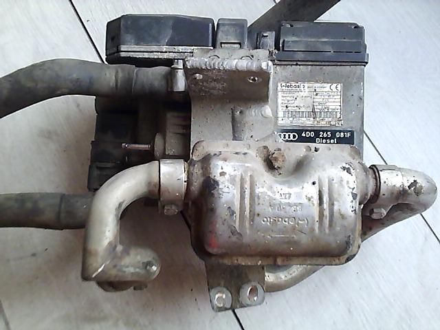 bontott AUDI A8 Vízcső