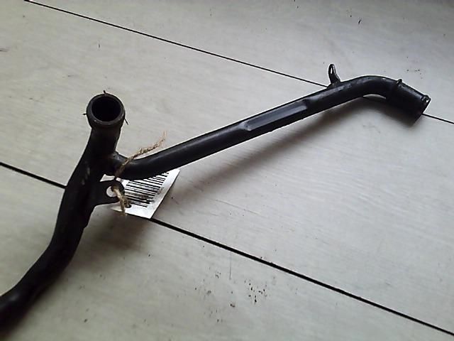 bontott AUDI A8 Vízcső