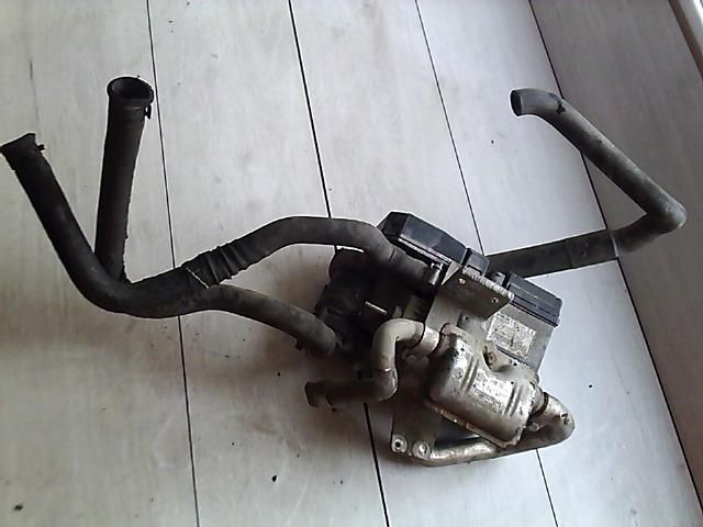 bontott AUDI A8 Vízcső