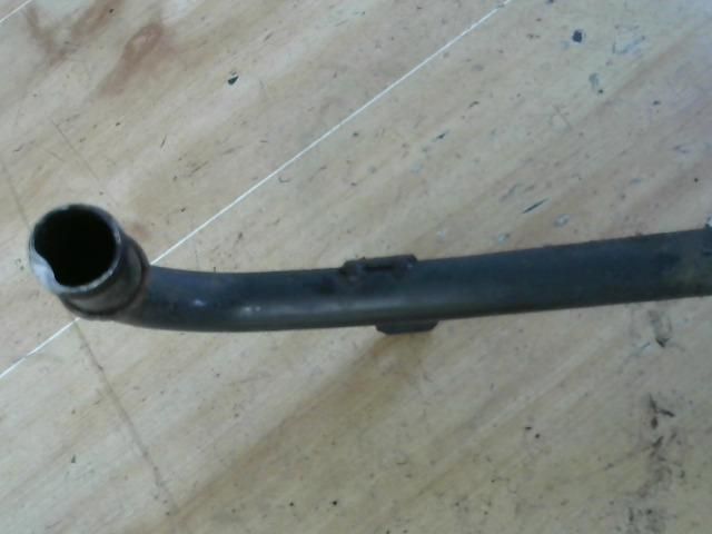 bontott AUDI A8 Vízcső