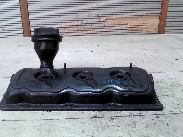 bontott AUDI A8 Szelepfedél