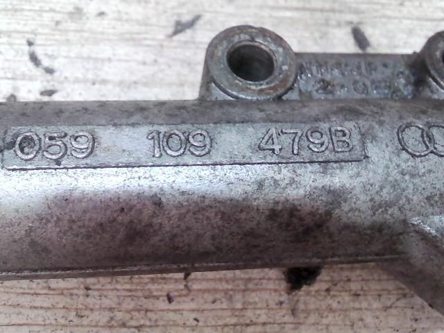 bontott AUDI A8 Szíjfeszítő Görgő