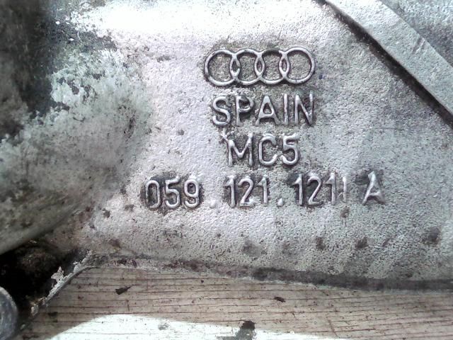 bontott AUDI A8 Termosztátház