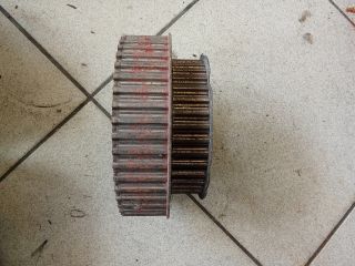 bontott AUDI A8 Vezérműkerék