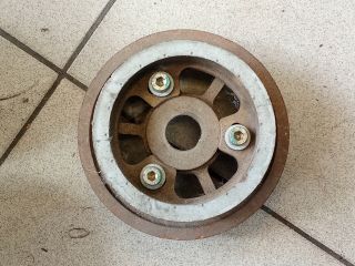 bontott AUDI A8 Vezérműkerék