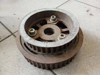 bontott AUDI A8 Vezérműkerék