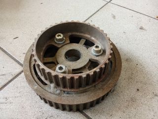 bontott AUDI A8 Vezérműkerék