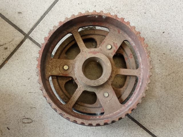 bontott AUDI A8 Vezérműkerék