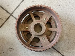 bontott AUDI A8 Vezérműkerék