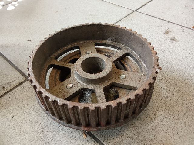 bontott AUDI A8 Vezérműkerék