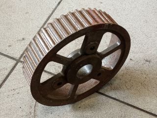 bontott AUDI A8 Vezérműkerék