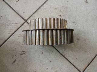 bontott AUDI A8 Vezérműkerék