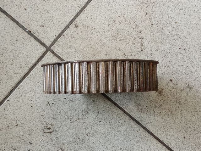 bontott AUDI A8 Vezérműkerék